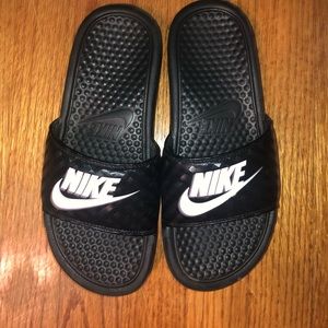 Black Nike Slides